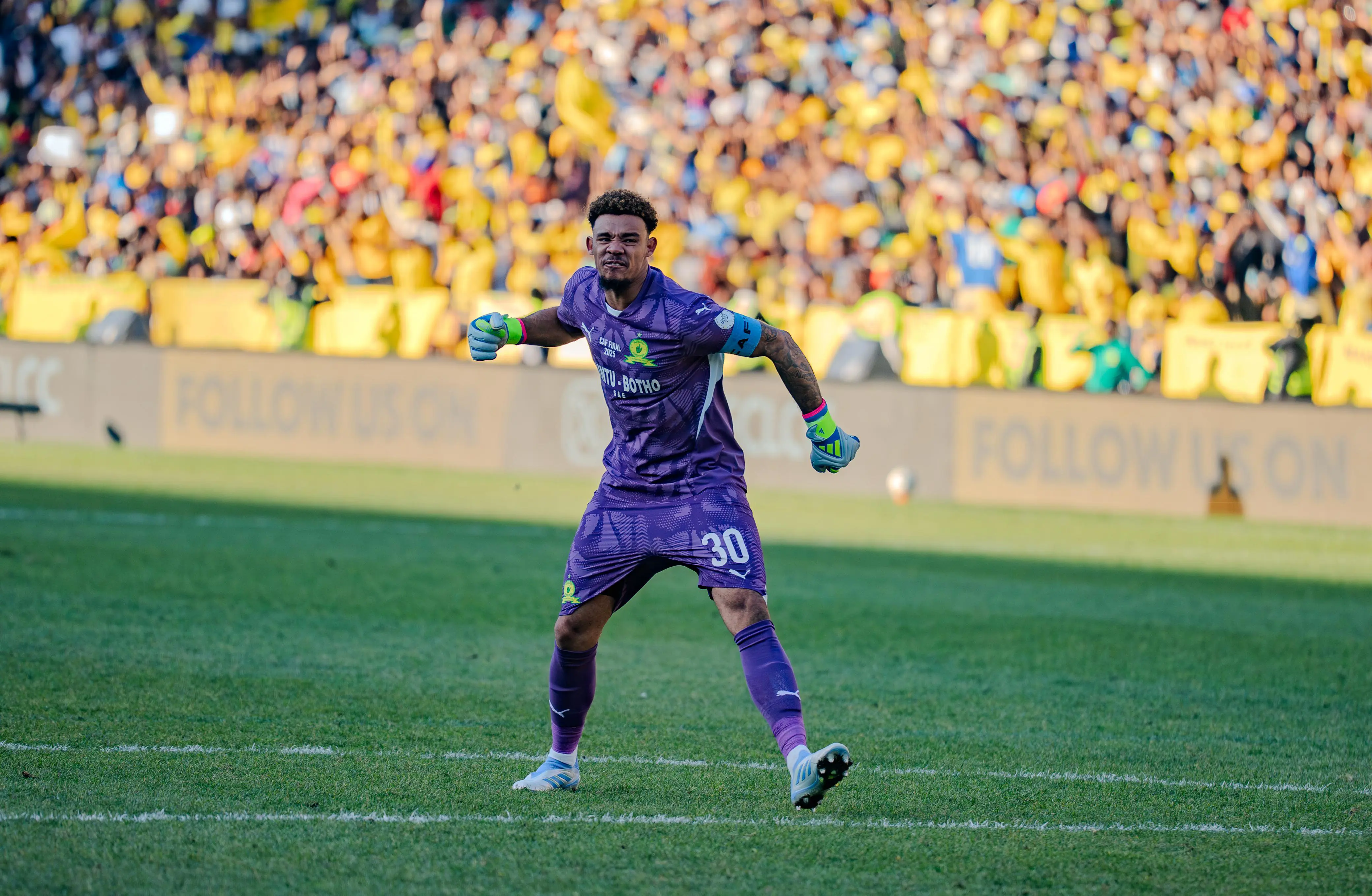 Mamelodi Sundowns goalkeeper, Ronwen Williams, celebrates their goal against Pyramids FC.Picture: Sphamandla Dlamini/EWN. Mamelodi Sundowns goalkeeper, Ronwen Williams, celebrates their goal against Pyramids FC.Picture: Sphamandla Dlamini/EWN.