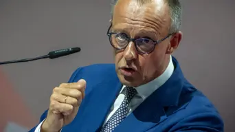 Merz urges EU to strike 'quick, simple' tariff deal with US Merz urges EU to strike 'quick, simple' tariff deal with US