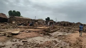 Nigeria flooding death toll jumps past 200 Nigeria flooding death toll jumps past 200