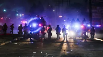 US agents, protesters clash again in Los Angeles over immigration raids US agents, protesters clash again in Los Angeles over immigration raids