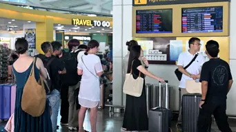 Dozens of Bali flights cancelled after Indonesia volcano erupts Dozens of Bali flights cancelled after Indonesia volcano erupts