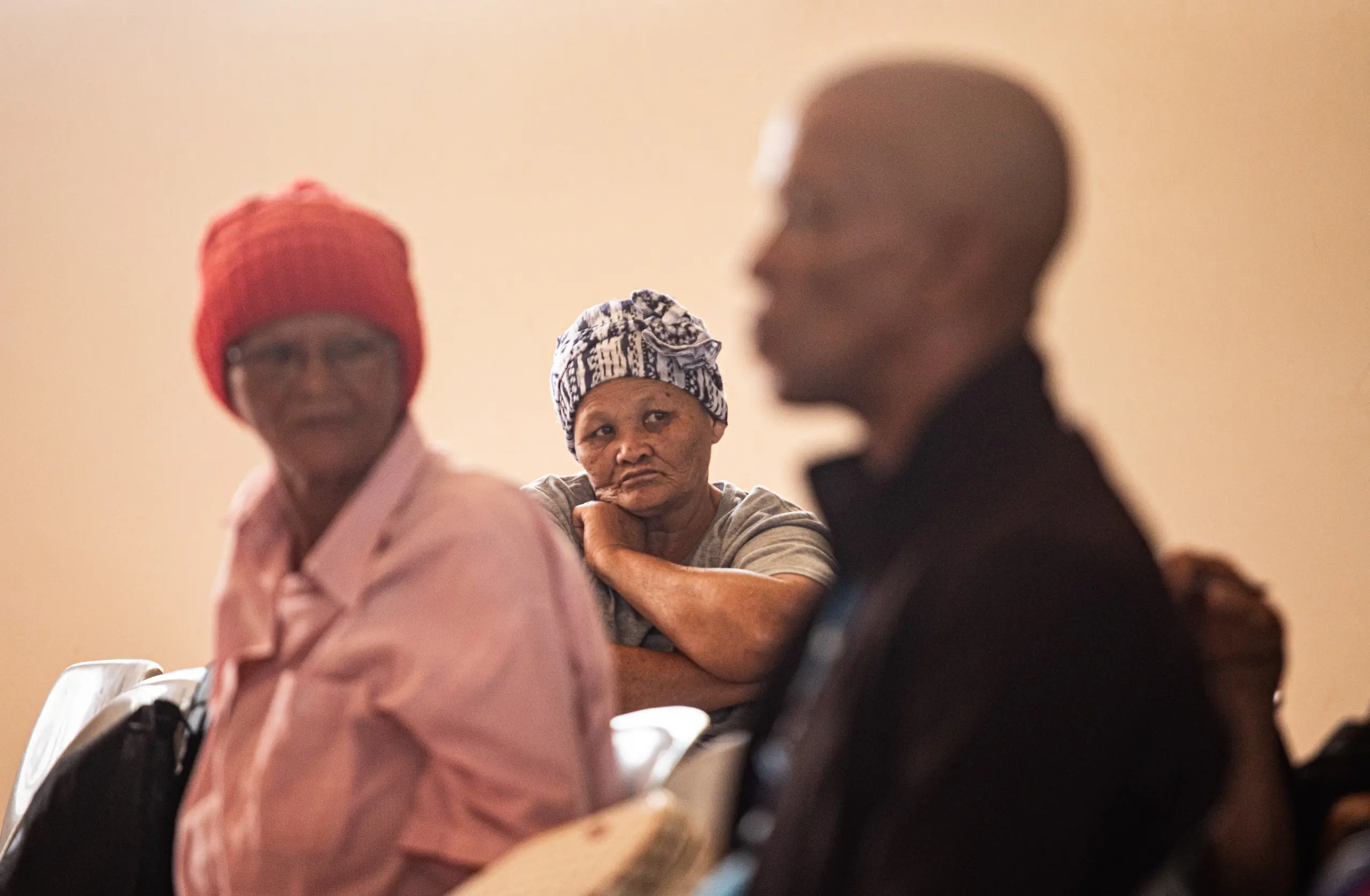 Beneficiaries from the four towns joined a public meeting hosted by the non-profit organisation Protect the West Coast to discuss how they can come together to find a solution to their land claim. Picture: Kayleen Morgan/ Eyewitness News Beneficiaries from the four towns joined a public meeting hosted by the non-profit organisation Protect the West Coast to discuss how they can come together to find a solution to their land claim. Picture: Kayleen Morgan/ Eyewitness News