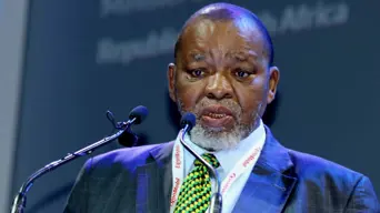 Mantashe banking on lifting of moratorium on shale gas exploration Mantashe banking on lifting of moratorium on shale gas exploration