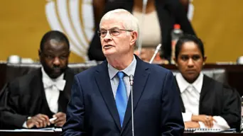 Raids and unannounced visits to prisons countrywide will increase sharply, says Groenewald Raids and unannounced visits to prisons countrywide will increase sharply, says Groenewald