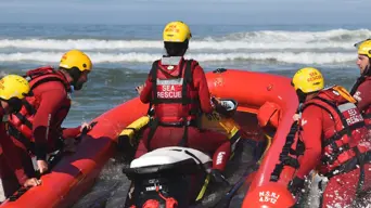 NSRI searches for a missing fisherman swept off the rocks in Gordon’s Bay NSRI searches for a missing fisherman swept off the rocks in Gordon’s Bay