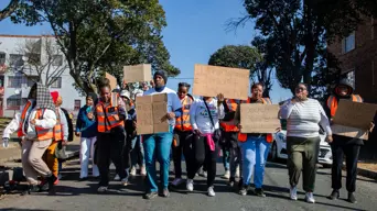 Protesting Rosettenville residents want cops accused of corruption removed Protesting Rosettenville residents want cops accused of corruption removed