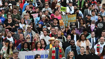 Protests spread across US despite Trump threats Protests spread across US despite Trump threats